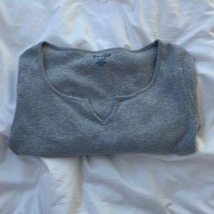 grey long notch long sleeve